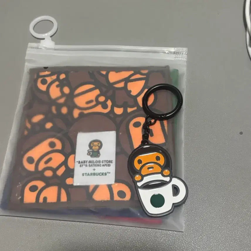[BUNJANG] Starbucks BAPE Baby Milo Keyring / 스타벅스 베이프 마일로 키링
