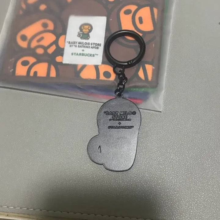 [BUNJANG] Starbucks BAPE Baby Milo Keyring / 스타벅스 베이프 마일로 키링