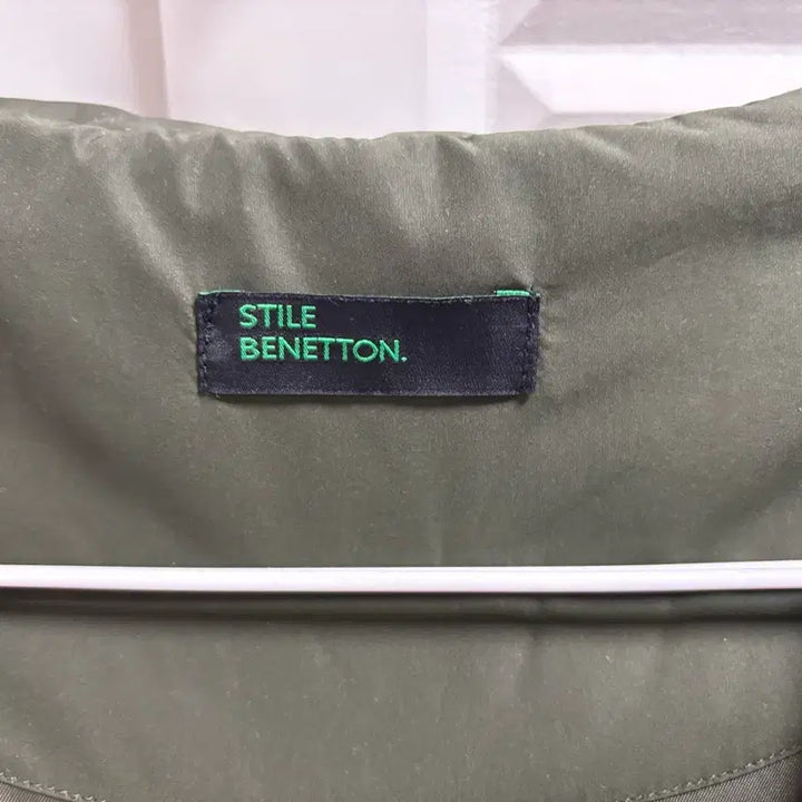 [BUNJANG] Benetton Women's Long Padded Jacket / 베네통 여성 롱패딩