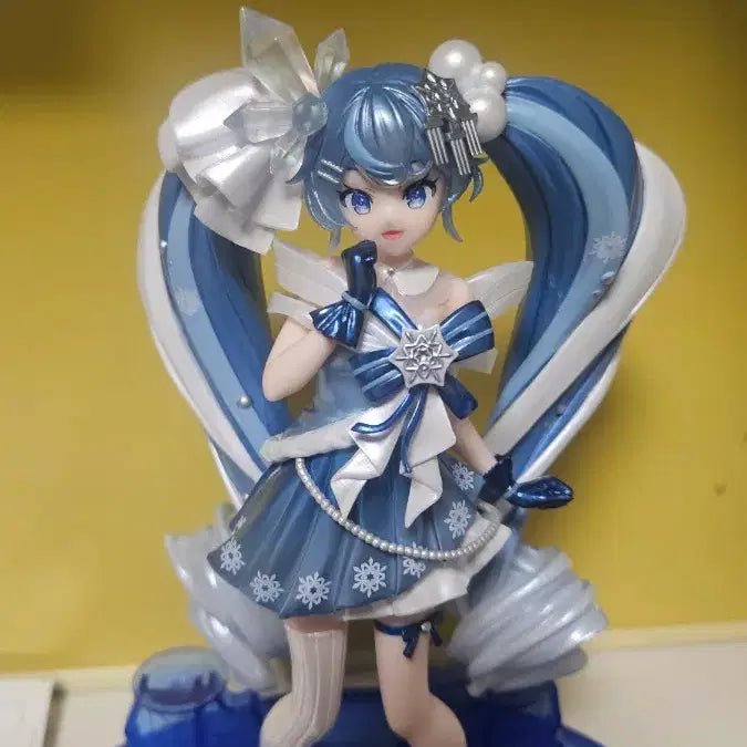 [BUNJANG] Snow Miku 2025 Figure (Opened/Displayed) / 2025 유키 미쿠 스노우미쿠 유키미쿠 쿠지 라스트원 피규어 개봉/전시품