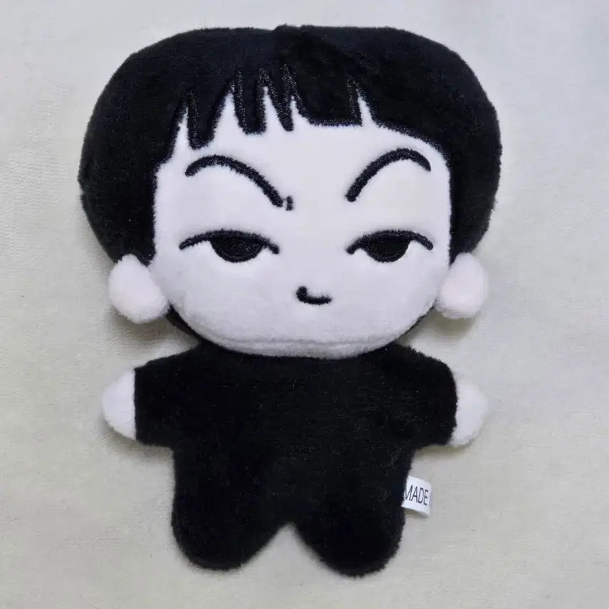 [BUNJANG] ONF E-TION 20cm Doll / 온앤오프 이션 인형 션덩이