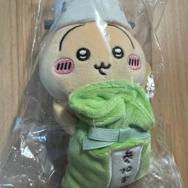 [BUNJANG] Munjakgwi Chiikawa Usagi Desktop Mascot Plush Doll / [미개봉] 먼작귀 치이카와 데스크탑 마스코트 우사기 인형