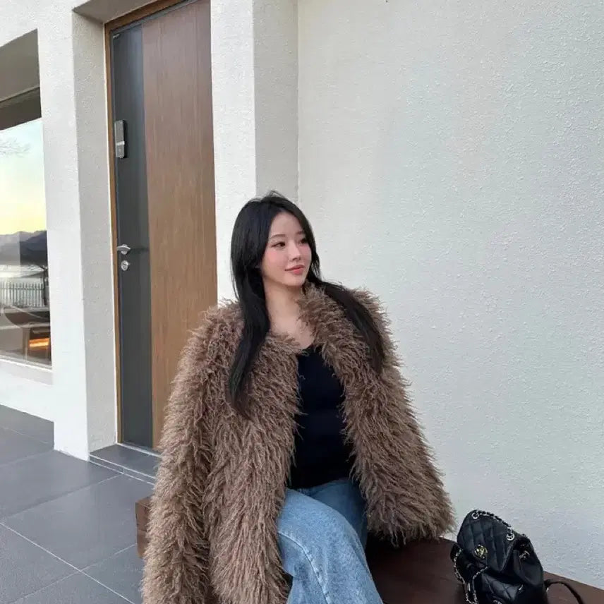 [BUNJANG] De Myn Long Hair Faux Shearling Fur Jacket / 드민 롱헤어 페이크퍼 시어링  퍼 자켓