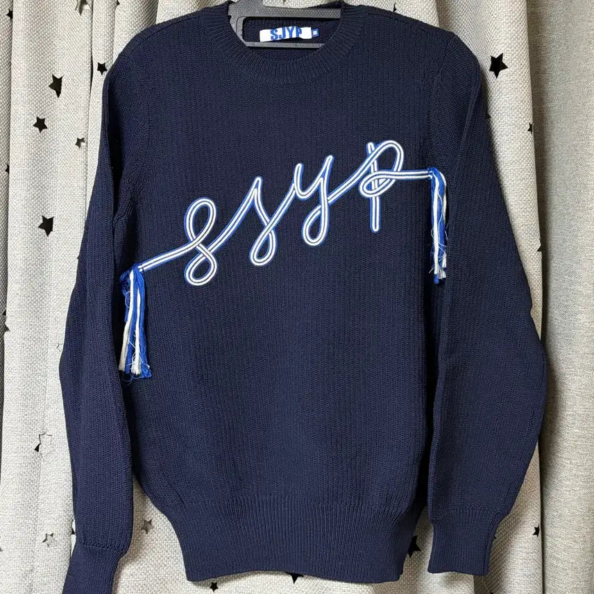 [SOLD OUT] SJYP 로고 자수 니트 스웨터 M 새상품