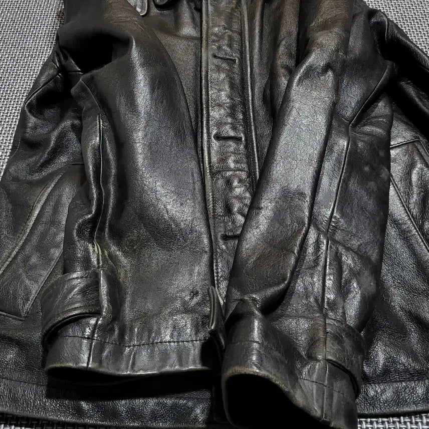 [BUNJANG] Koogi Leather Jacket (Black) / koogi 소가죽 레더 자켓 블랙 (105)