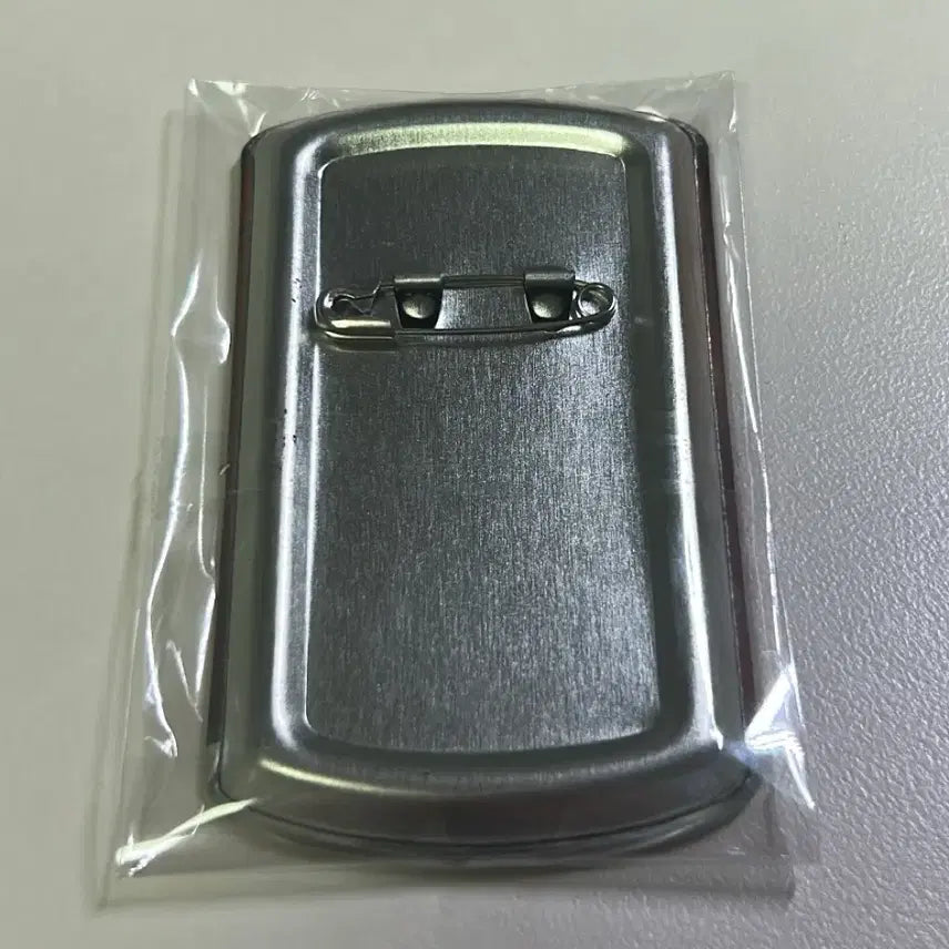 [BUNJANG] Detective Conan Ai Haibara Can Badge / 택포) 명탐정 코난 캔모양 캔 뱃지 하이바라 아이