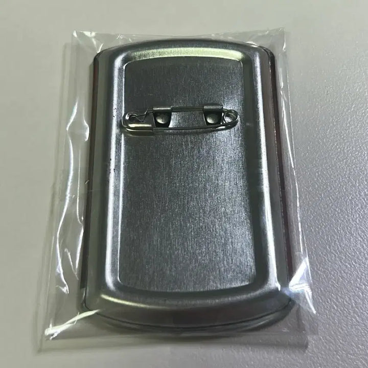 [BUNJANG] Detective Conan Ai Haibara Can Badge / 택포) 명탐정 코난 캔모양 캔 뱃지 하이바라 아이