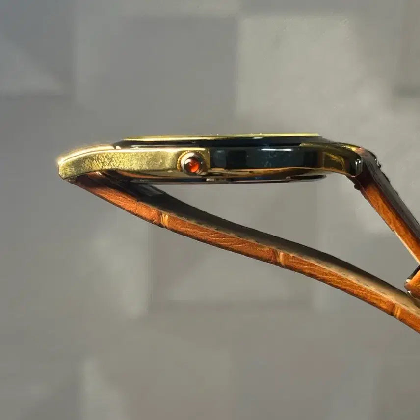 [BUNJANG] ALPEX Anam Gold Plated Quartz Wristwatch / 알펙스 ALPEX 아남 금장 쿼츠 손목시계