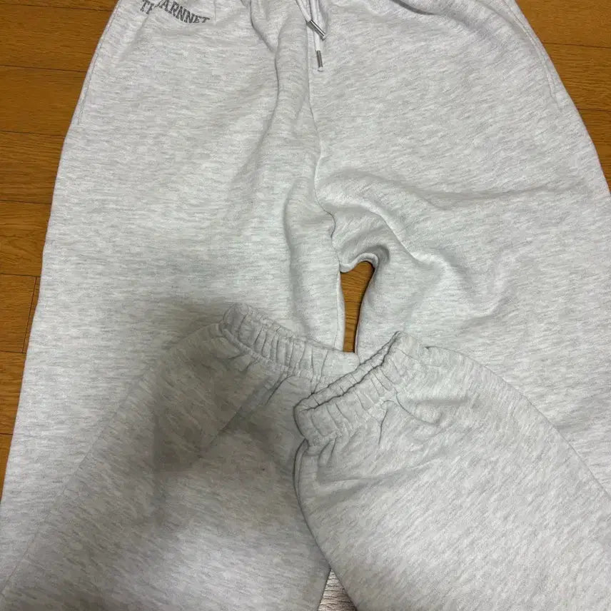 [BUNJANG] The Barnet Saariselka Sweat Pants Jogger / 더바넷 saariselka 스웨트 팬츠 조거 트레이닝 새상품