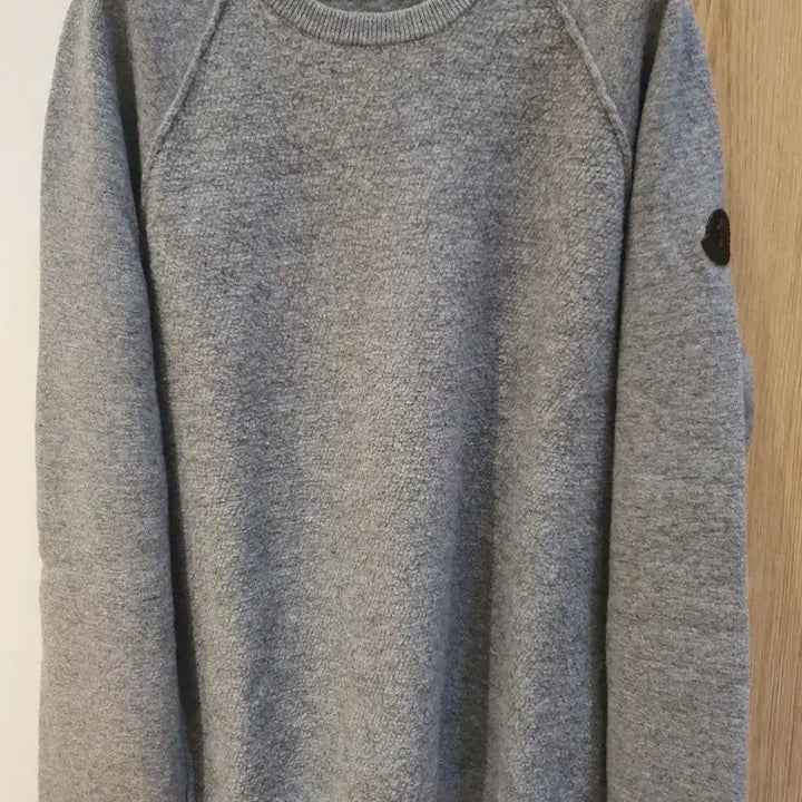 [BUNJANG] Moncler Gray Men's 100% Wool Knit Sweater / 몽클레어 그레이 남성 100% 울 니트 판매합니다!