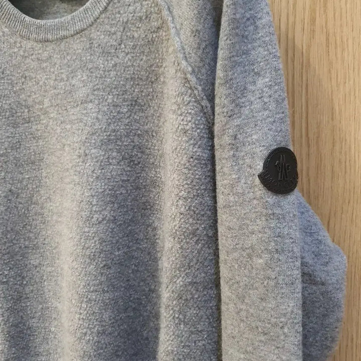 [BUNJANG] Moncler Gray Men's 100% Wool Knit Sweater / 몽클레어 그레이 남성 100% 울 니트 판매합니다!