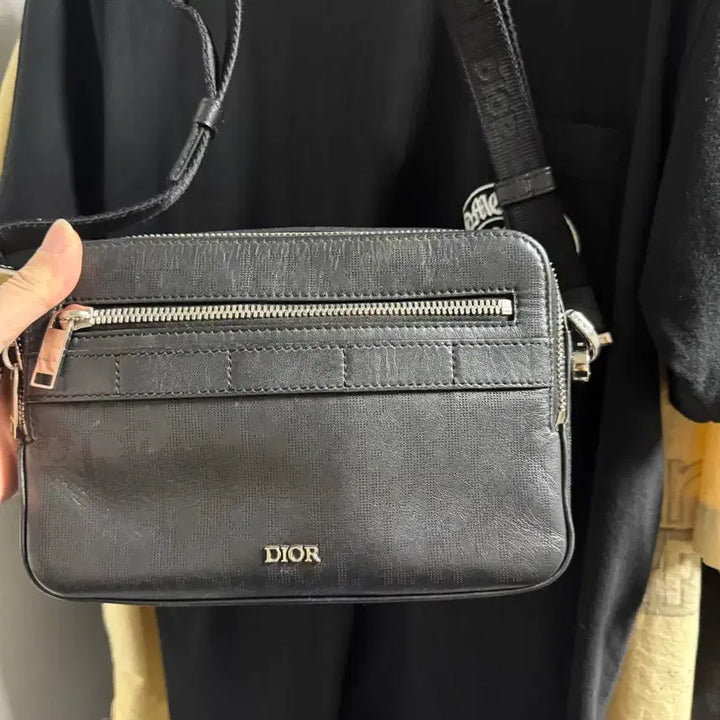 [BUNJANG] Dior Oblique Messenger Bag / 디올 사파리 오블리크 갤럭시 메신저백