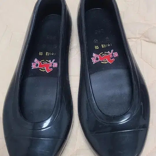 [BUNJANG] Black Rubber Shoes / 검정 고무신 팝니다
