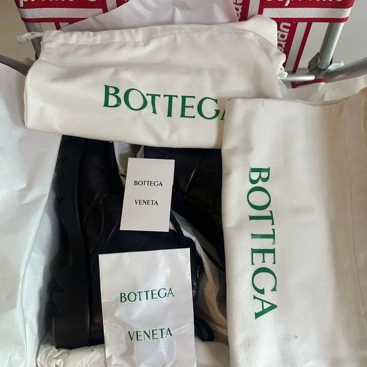[BUNJANG] Bottega Veneta Strut Ankle Boots (Size 41) / 보테가베네타 스트러트 앵클부츠 41