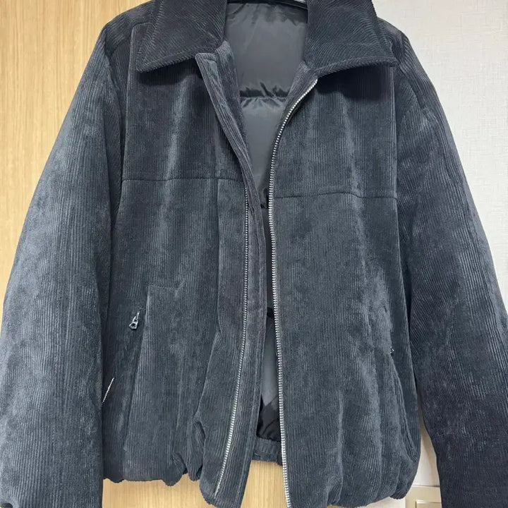 [BUNJANG] SOLOM Corduroy Padded Jacket / 24fw 솔옴 코듀로이 패딩