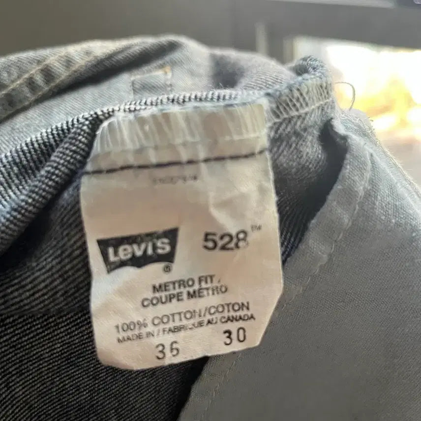 [BUNJANG] Levi's 528 Metro Fit Denim Jeans / 90년대 리바이스 528 매트로 핏 진청 데님