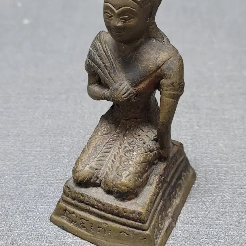 [BUNJANG] Thai Rice Goddess Bronze Seated Buddha Statue / 오래된 불상 쌀의 여신 태국