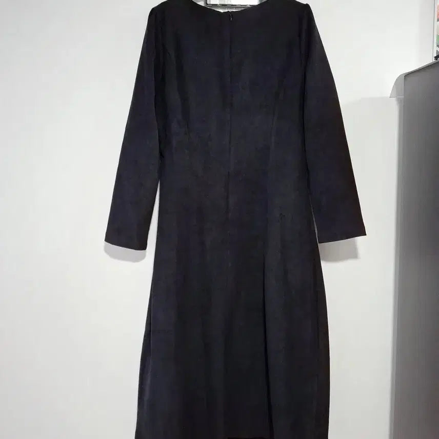 [SOLD OUT] 새상품급 LUUV 블랙 원피스 6677
