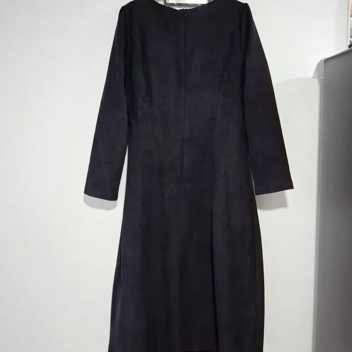 [SOLD OUT] 새상품급 LUUV 블랙 원피스 6677