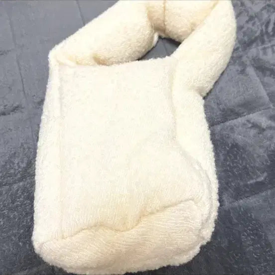 [BUNJANG] Frua Fleece Shoulder Bag / 프루아 플리시 가방 / 화이트