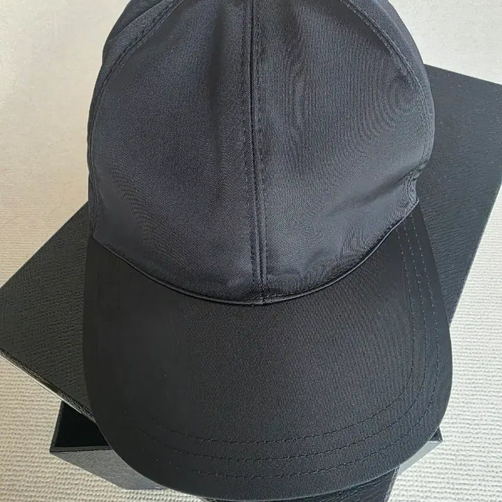 [BUNJANG] Prada Cap / 프라다 모자