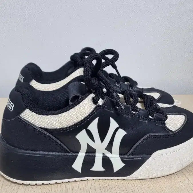 [SOLD OUT] MLB 청키라이너 와이드 250