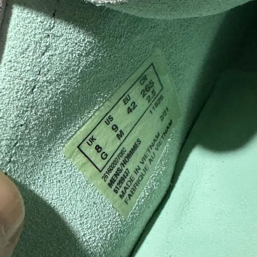 [BUNJANG] Clarks Wallabee Mint Lilac Shoes / 클락스 왈라비 8 사이즈 신형 265-270 민트 라일락 (거의새것!)