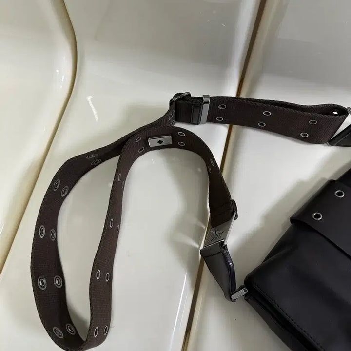 [SOLD OUT] [A 정품] 디올 스트릿 시크 크로스백