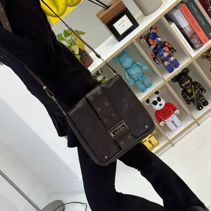 [SOLD OUT] [A 정품] 디올 스트릿 시크 크로스백