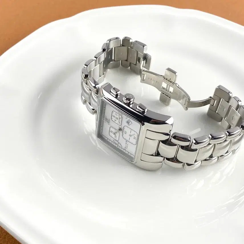 [BUNJANG] CELINE Chronograph Shell Dial Watch / CELINE Chronograph Shell Dial Watch
