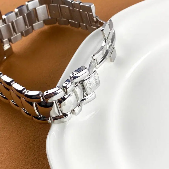 [BUNJANG] CELINE Chronograph Shell Dial Watch / CELINE Chronograph Shell Dial Watch