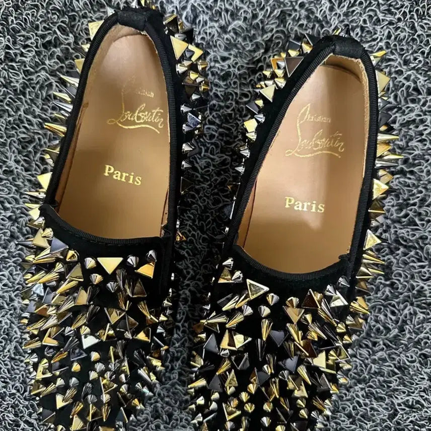 [BUNJANG] Christian Louboutin Studded Loafers / 크리스찬 루부탱 스터드 로퍼 블랙