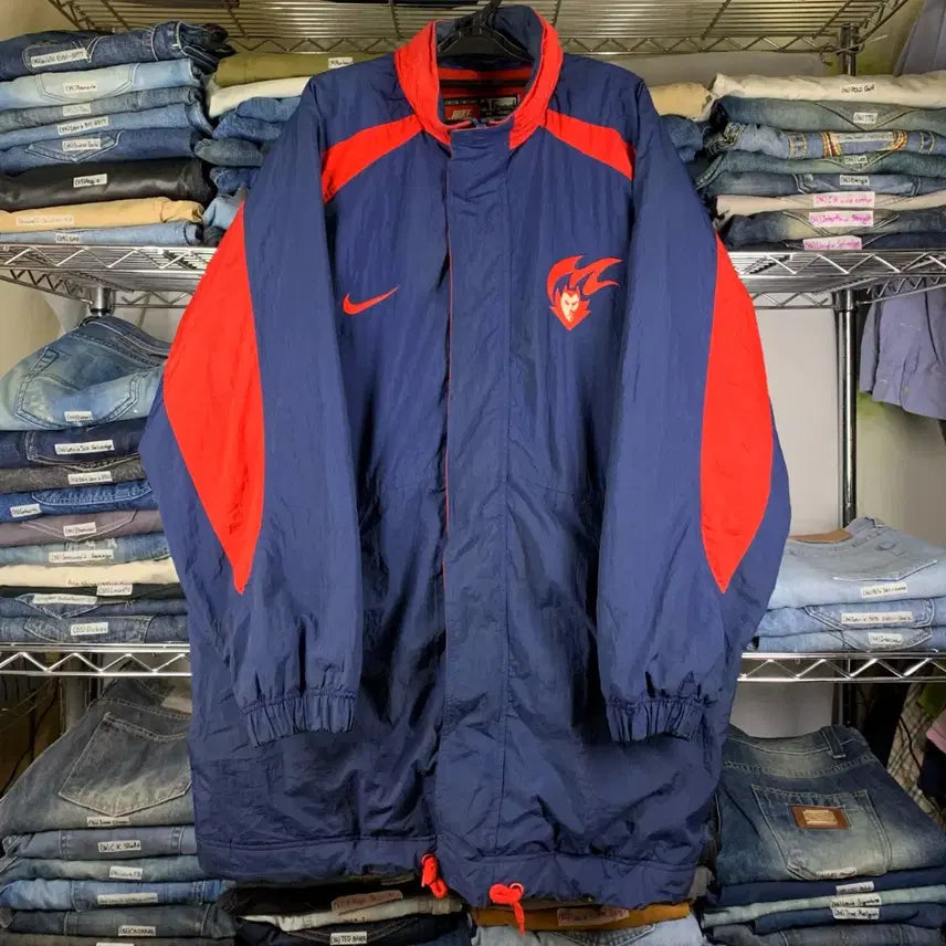 [BUNJANG] Nike Western Demon Melbourne Embroidered Nylon Jumper (XL) / [XL] 90's 나이키 웨스턴 데몬 멜버른 자수 나일론 점퍼