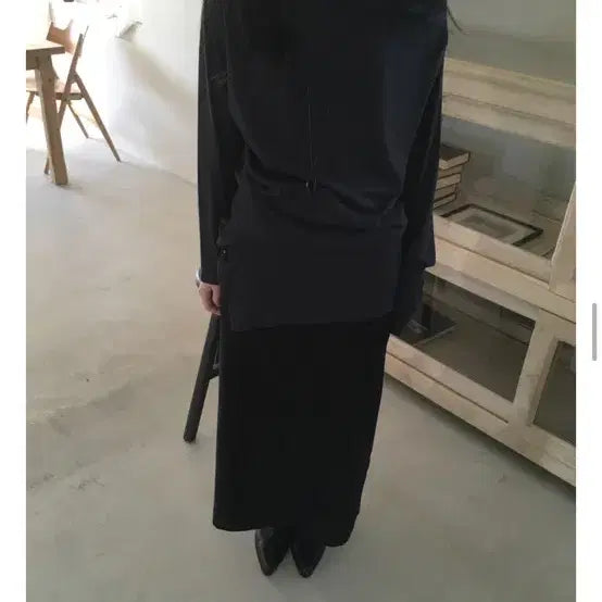 [BUNJANG] Mienne Corinne Layered Open Shoulder Top / 샵미엔느 mienne 코린 랩 레이어드 오픈숄더 티