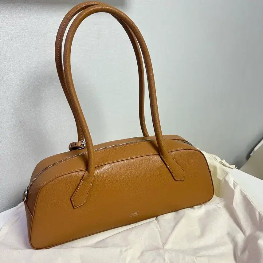 [BUNJANG] Dunst Baguette Bag / 던스트 바게트백