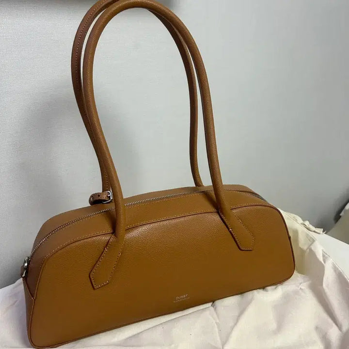 [BUNJANG] Dunst Baguette Bag / 던스트 바게트백