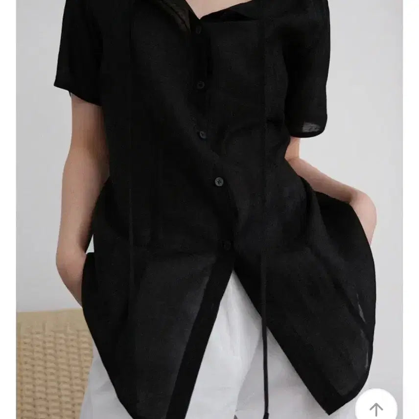 [BUNJANG] Autumn Tencel Strap Blouse Black / (새옷) 어텀 텐셀 스트랩 블라우스 블랙