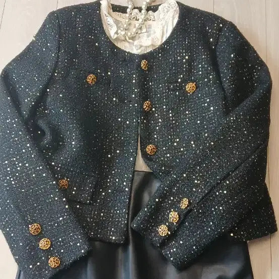 [BUNJANG] Black Tweed Pearl Jacket / 블랙 트위드 금장 단추 펄자켓