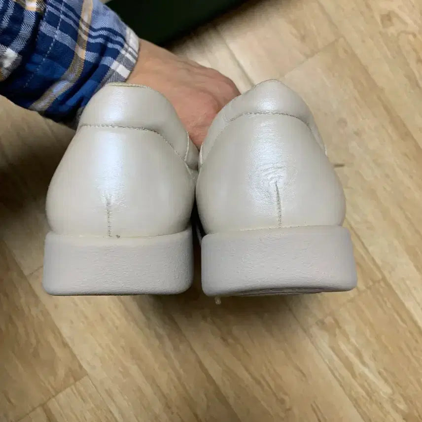 [BUNJANG] SAS Shoes Ivory Sneakers / 싸스 신발 240 미착용