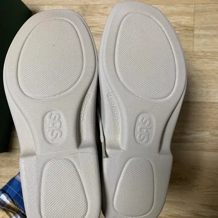 [BUNJANG] SAS Shoes Ivory Sneakers / 싸스 신발 240 미착용