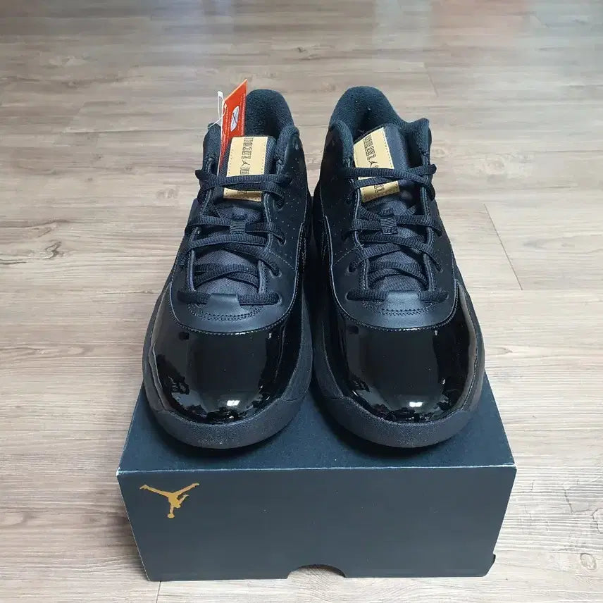 [BUNJANG] Jordan Max Aura 7 Sneakers / (새제품)조던 맥스 아우라7 275