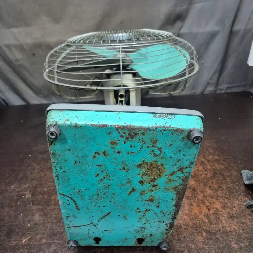 [BUNJANG] Hitachi Vintage Fan (Mint) / 1960년대 히타치 빈티지 선풍기 민트색