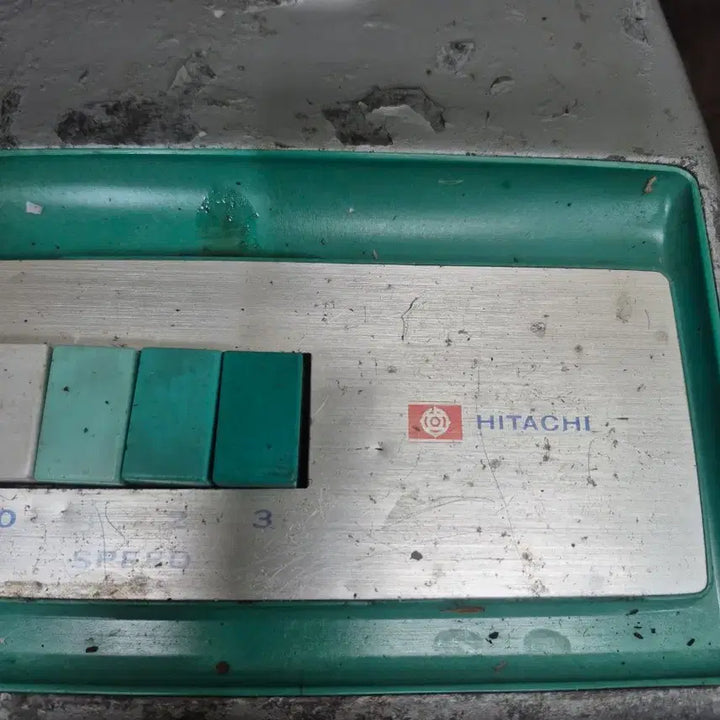 [BUNJANG] Hitachi Vintage Fan (Mint) / 1960년대 히타치 빈티지 선풍기 민트색
