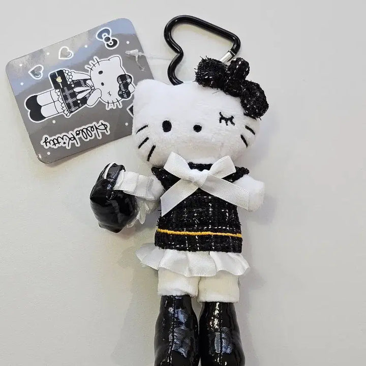 [BUNJANG] Sanrio Hello Kitty Black Dress Bag 15cm Doll Keyring / 새상품) 산리오 롱다리 헬로키티 블랙 드레스 백 15cm 인형 키링