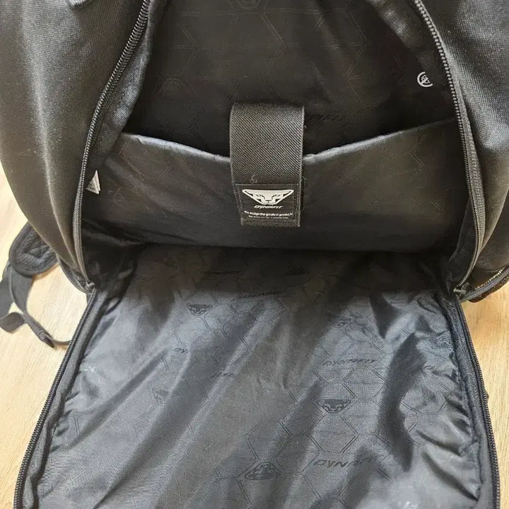 [BUNJANG] Dynafit Black Backpack Bag / 다이나핏 블랙 백팩 가방