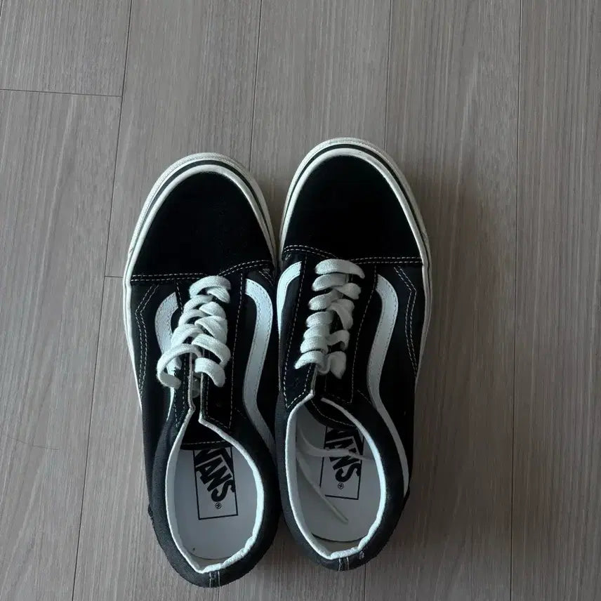 [BUNJANG] Vans Old Skool Black Sneakers / 반스 올드스쿨 블랙 250