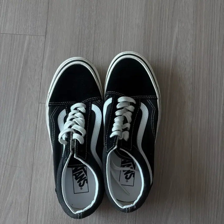 [BUNJANG] Vans Old Skool Black Sneakers / 반스 올드스쿨 블랙 250