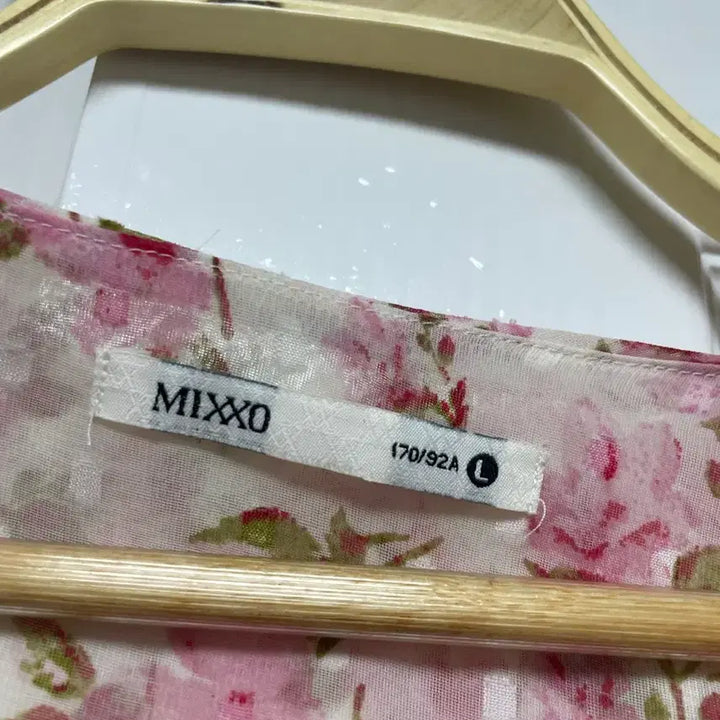 [SOLD OUT] 미쏘 플라워 블라우스