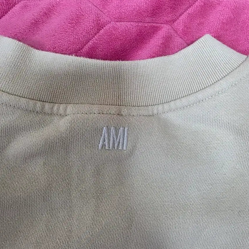 [BUNJANG] BTS Ami Sweatshirt / (ami) 아미 맨투맨