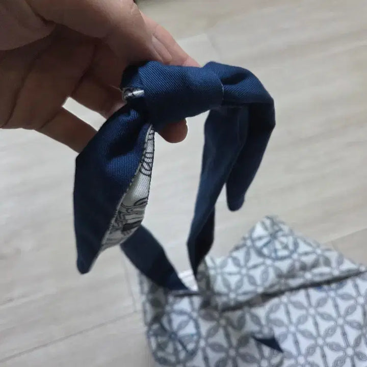 [BUNJANG] Fxxking Traffics Reversible Cotton Bag / poq - 리버서블 코튼백 (Fxxking Traffics)